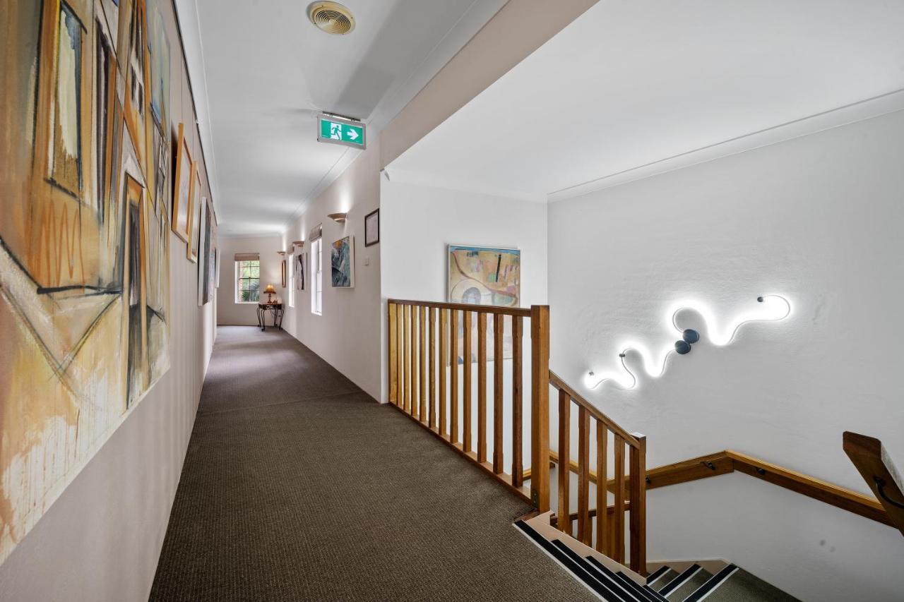 Oasis Inn Ulladulla - Welcoming Guests 18 Years And Older 외부 사진