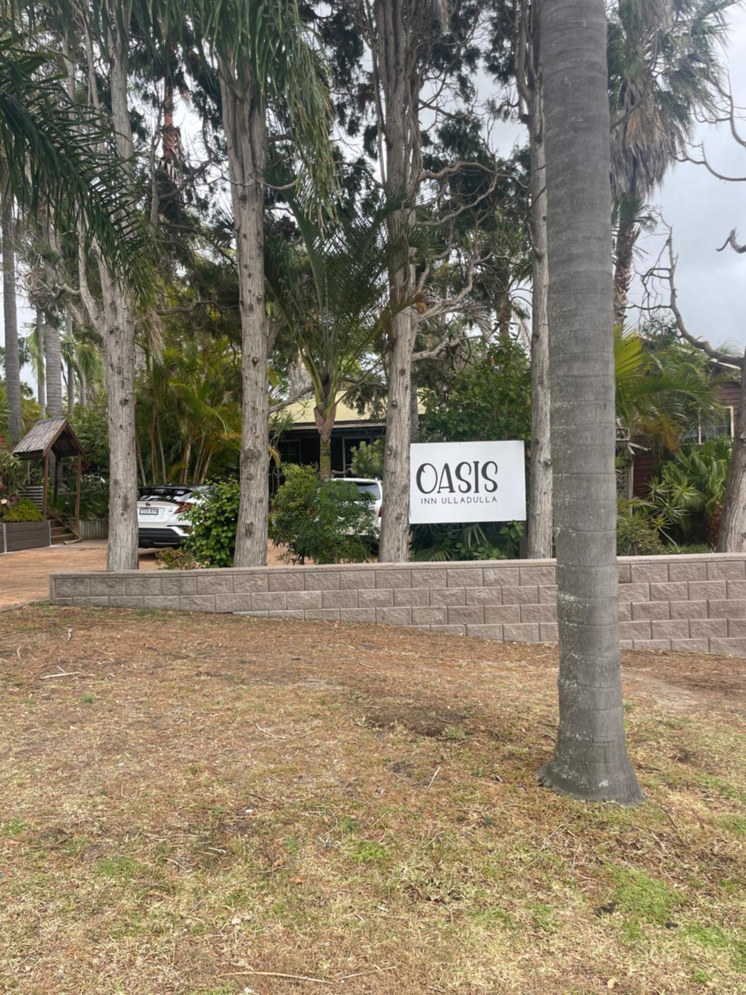 Oasis Inn Ulladulla - Welcoming Guests 18 Years And Older 외부 사진