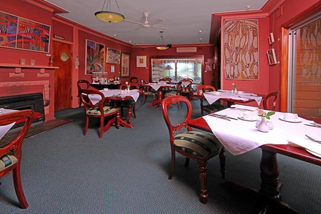 Oasis Inn Ulladulla - Welcoming Guests 18 Years And Older 외부 사진